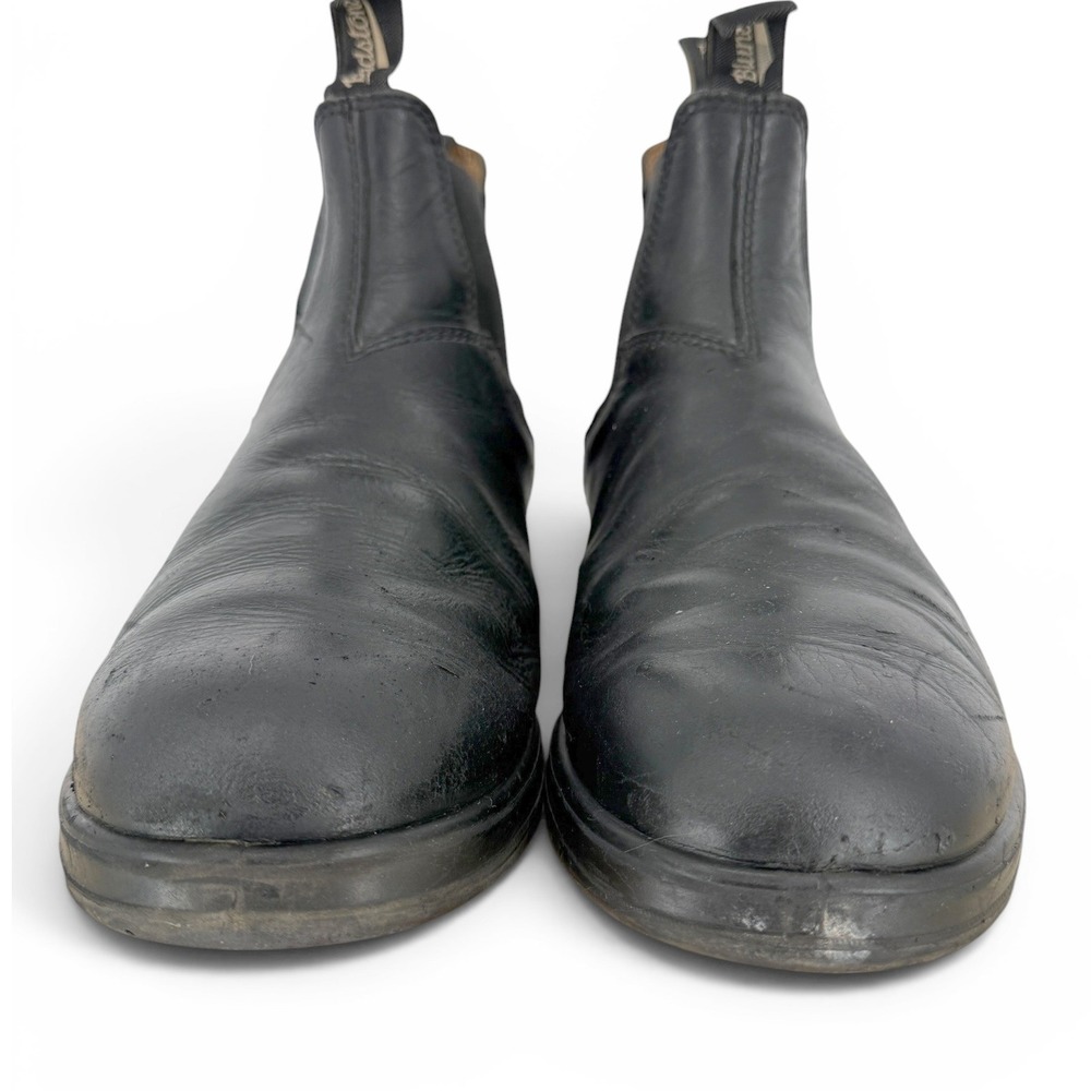 Shoes - Picture 5 of 11